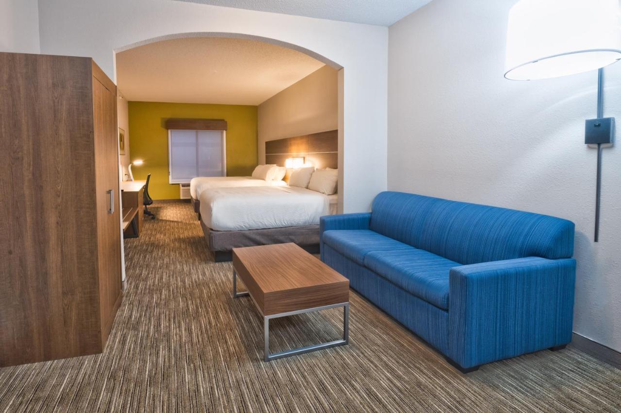Express & By Ihg Goshen